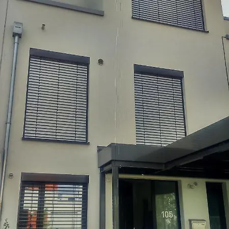 Mit Balkon-richtung Messe *