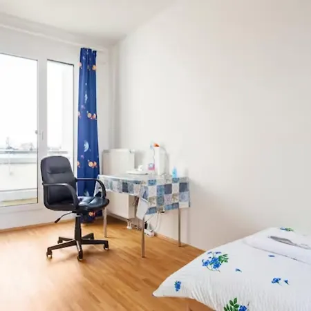 Homestay Mit Balkon-richtung Messe Hannover